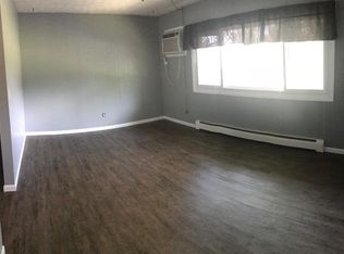 108 Carolyn Ln APT 15, Eureka, IL