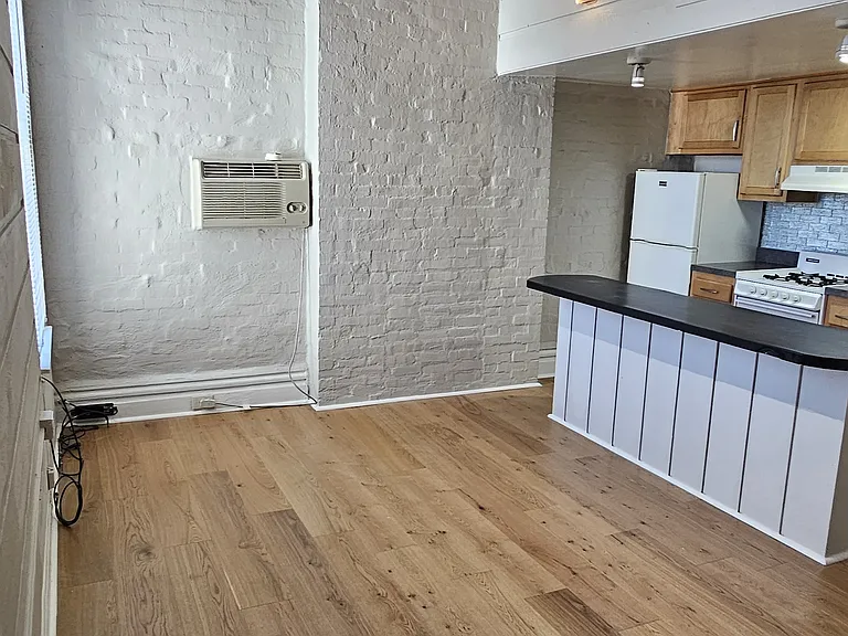 418 S Atlantic Ave #3 — Photo 1