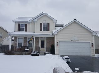 32797 N Bending Creek Rd, Lakemoor, IL 60051