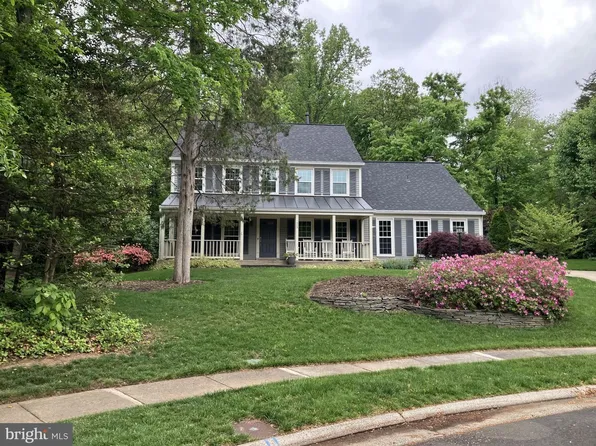 1505 Turtle Rock Ln, Reston, VA 20194