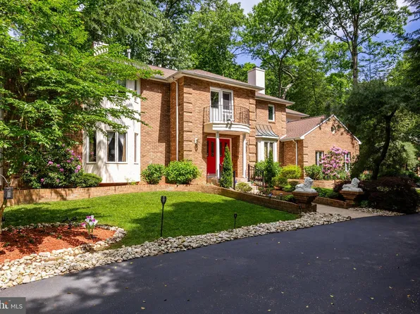 1402 White Horse Rd, Voorhees, NJ 08043