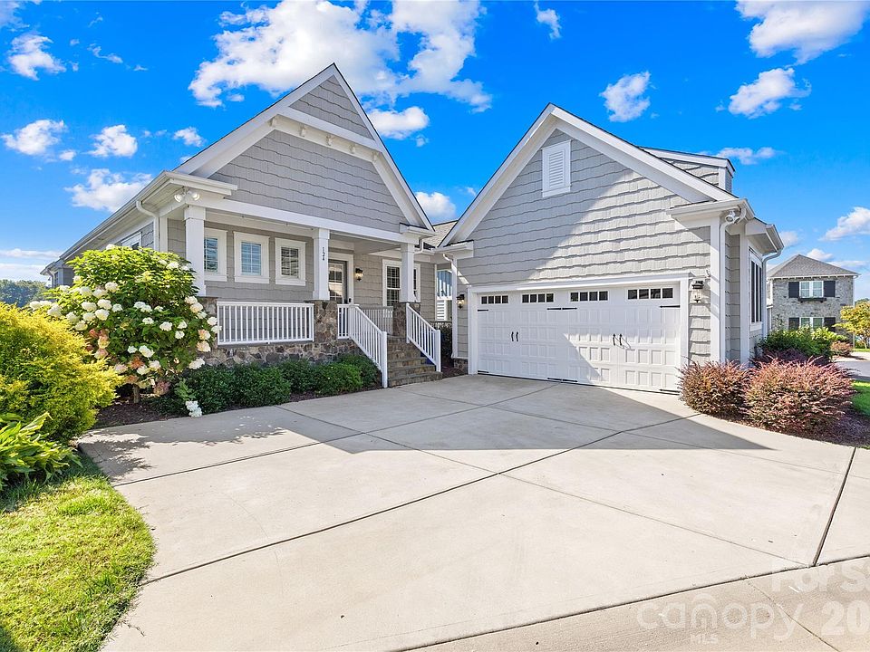 1st image of 124 Sisters Cove Ct
