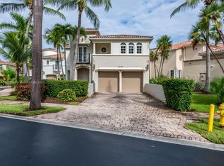 20729 NE 32nd Ave, Aventura, FL 33180