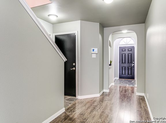 4th image of 8114 Shumard Oak Dr