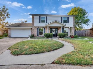 925 N Amy Dr, Deer Park, TX 77536