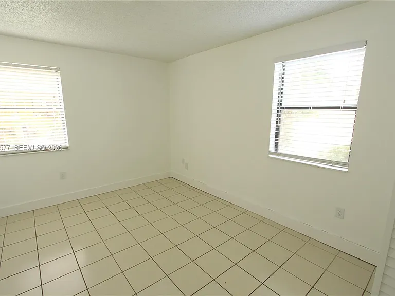 650 NW 114th Ave #101 — Photo 3