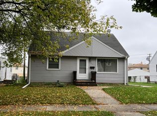 9636 W Melvina St, Milwaukee, WI 53222