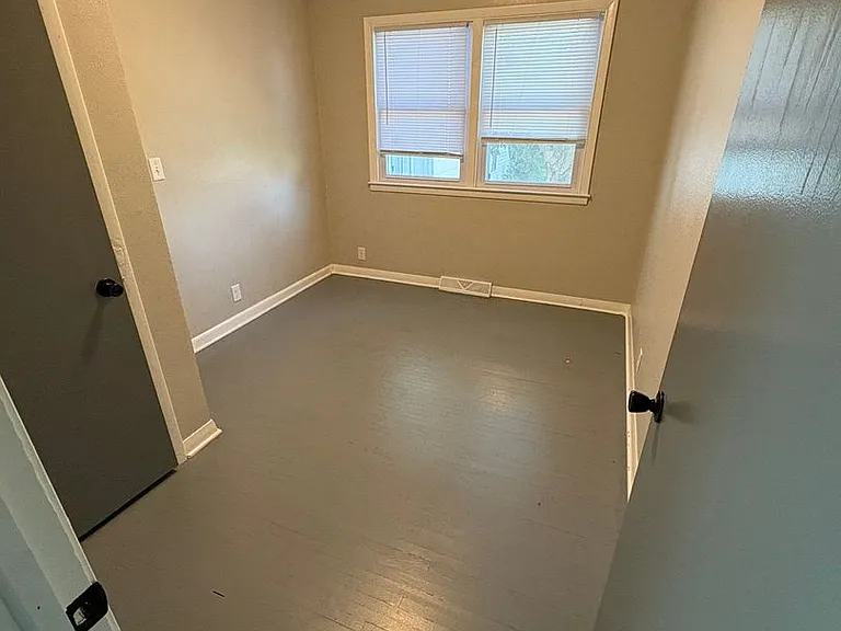 747 Boston Ave — Photo 5