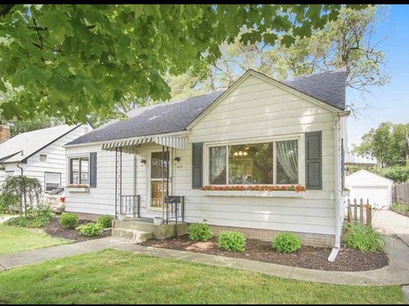 1519 Rockne Dr