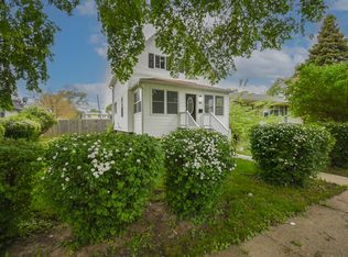 2540 Gilboa Ave, Zion, IL 60099