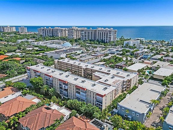 3rd image of 4629 Poinciana St APT 318
