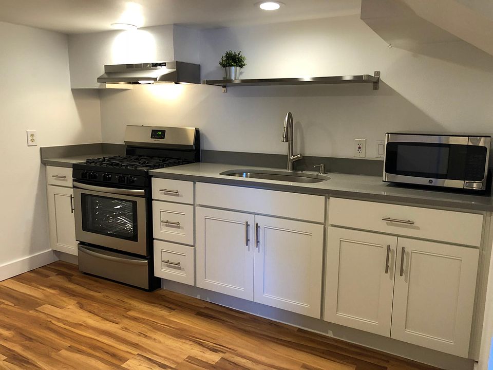 Newly Renovated Kitchen and Cabinetry