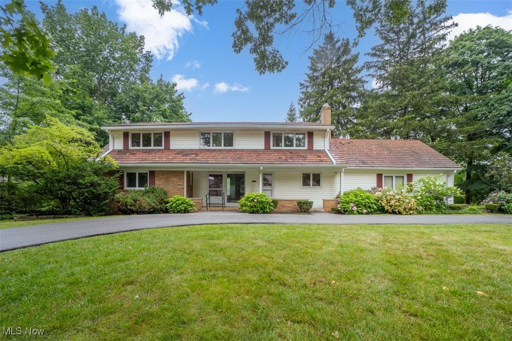 Real estate listing image