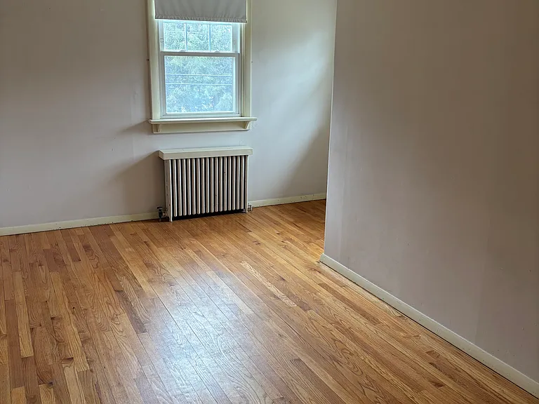 104 West St — Photo 17