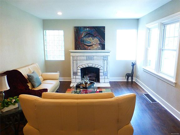 2nd image of 720 S Canosa Ct