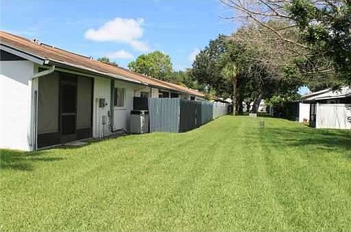 4th image of 7237 Parkside Villas Dr