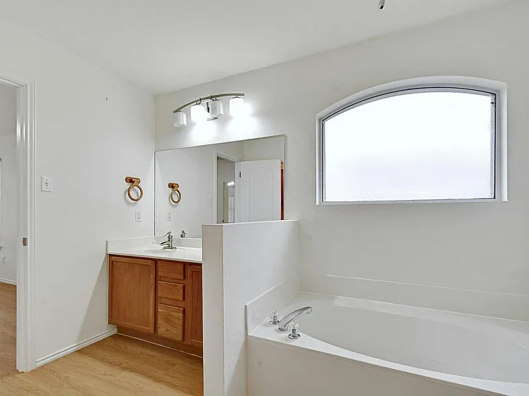 8605 Ganttcrest Dr — Photo 17