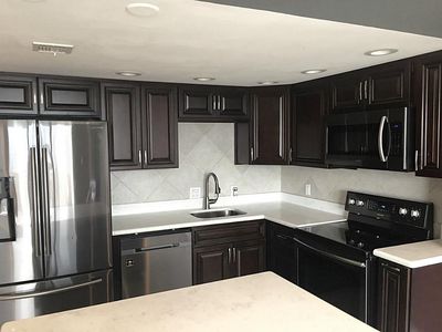 2016 Main St APT 2507, Houston, TX, 77002