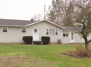 4069 Ray Rd, Grand Blanc, MI 48439