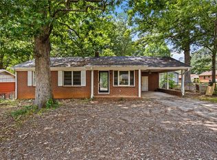 5 Kentland Ln, Greenville, SC 29611
