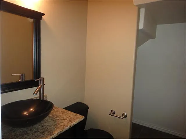 25254 Finchgrove Ln — Photo 10