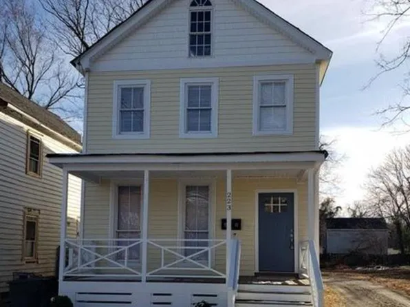 223 W Queen St, Hampton, VA 23669