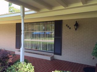 504 Slaydon St, Henderson, TX 75654