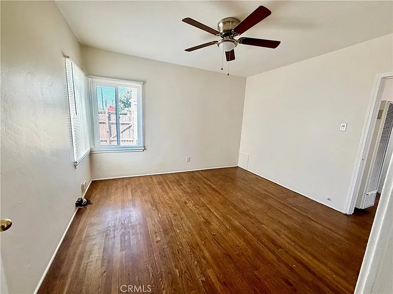 3011 Delta Ave — Photo 12
