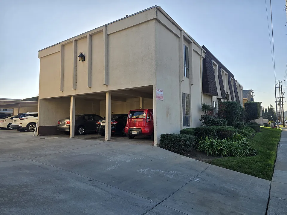 Valley House Apartments