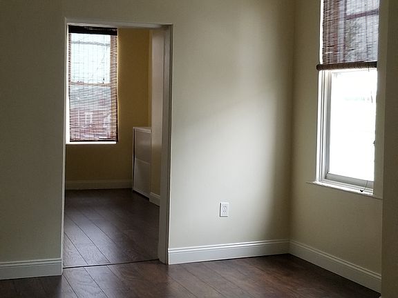 5th image of 317 38th St Floor 2
