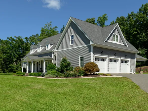 7 Berkshire Crossing, Avon, CT 06001