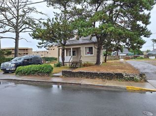 120 2nd Ave, Seaside, OR 97138