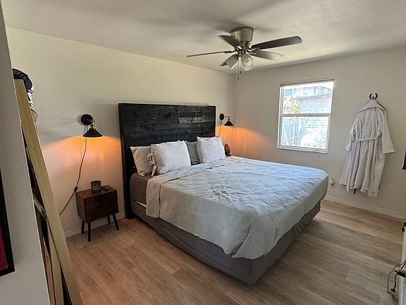 4th image of 621 36th Ave S