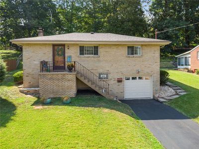 212 Woodlawn Dr, Trafford, PA, 15085