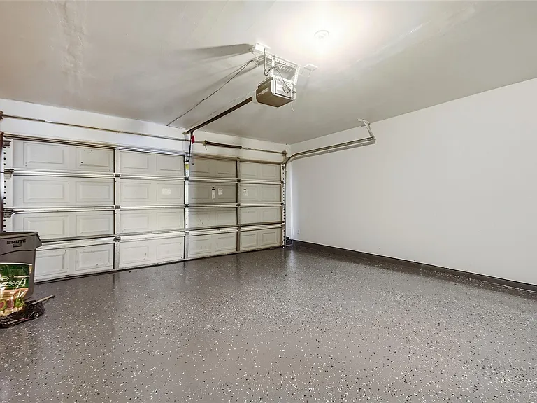 14511 Long Meadow Dr — Photo 23