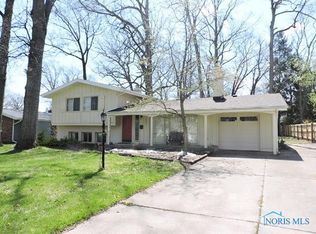 3931 Londonderry Ln, Toledo, OH 43615