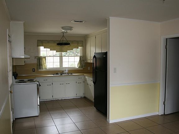 4th image of 6310 Audubon Dr