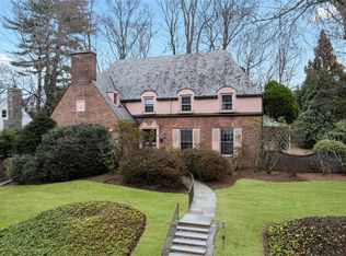 6 Fox Meadow Rd, Scarsdale, NY 10583