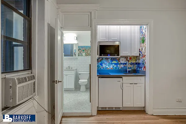 Rented by Barkoff Residential  | media 25