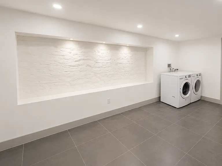 1726 Summerfield St #1L — Photo 19