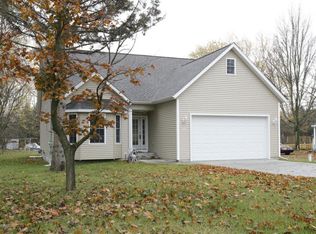 8506 Douglas Ave, Kalamazoo, MI 49009