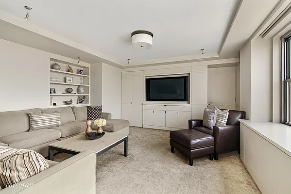 Sold by Corcoran | media 25