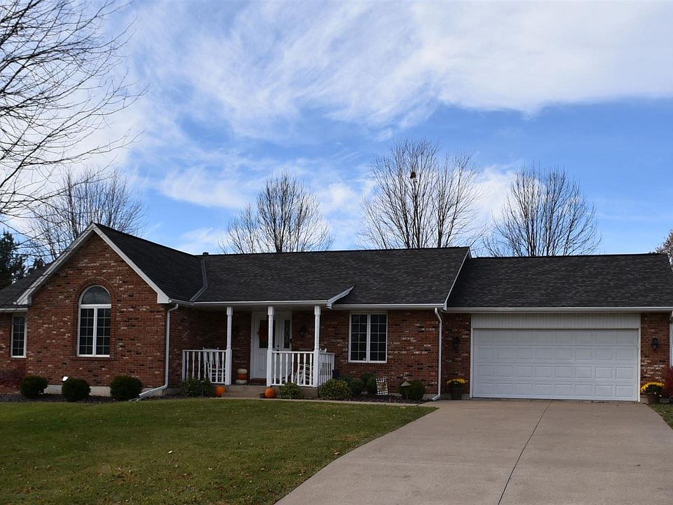 1st image of 716 Woodbridge Dr