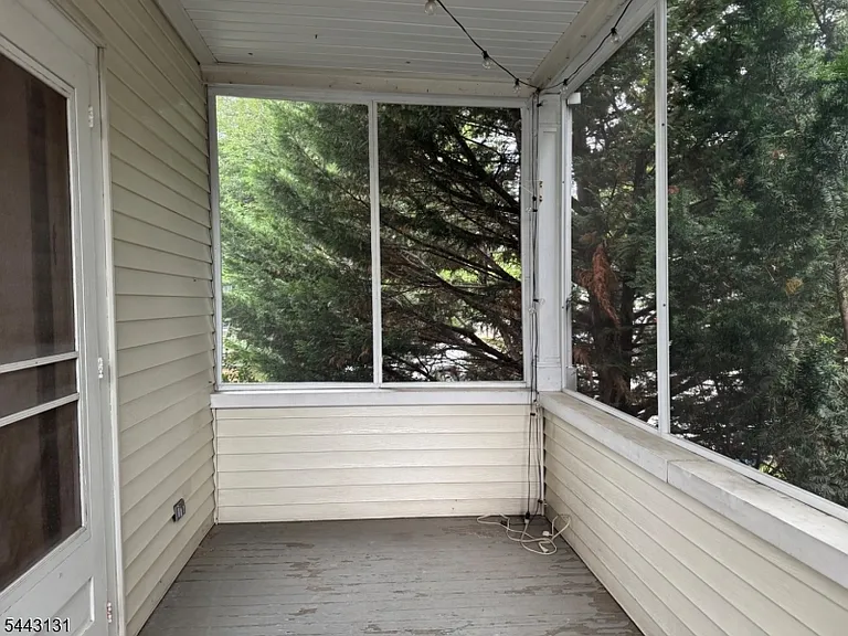 15 Walnut Pkwy #1 — Photo 12