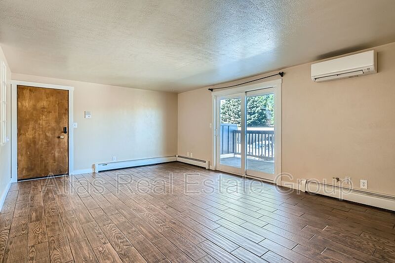 1st image of 1705 30th St APT 204