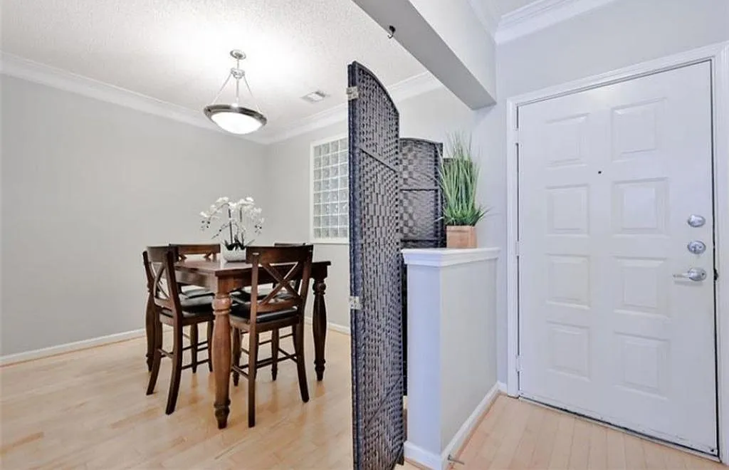 10 Perimeter Summit Blvd. Unit 1208 — Photo 3