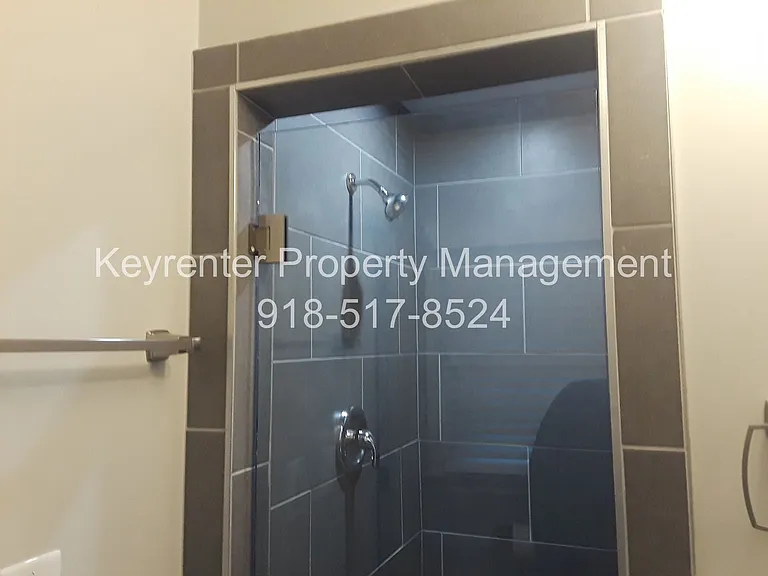 4629 E 56th Ct — Photo 18