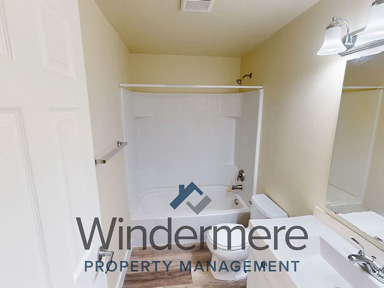 1928 J St #205 — Photo 7