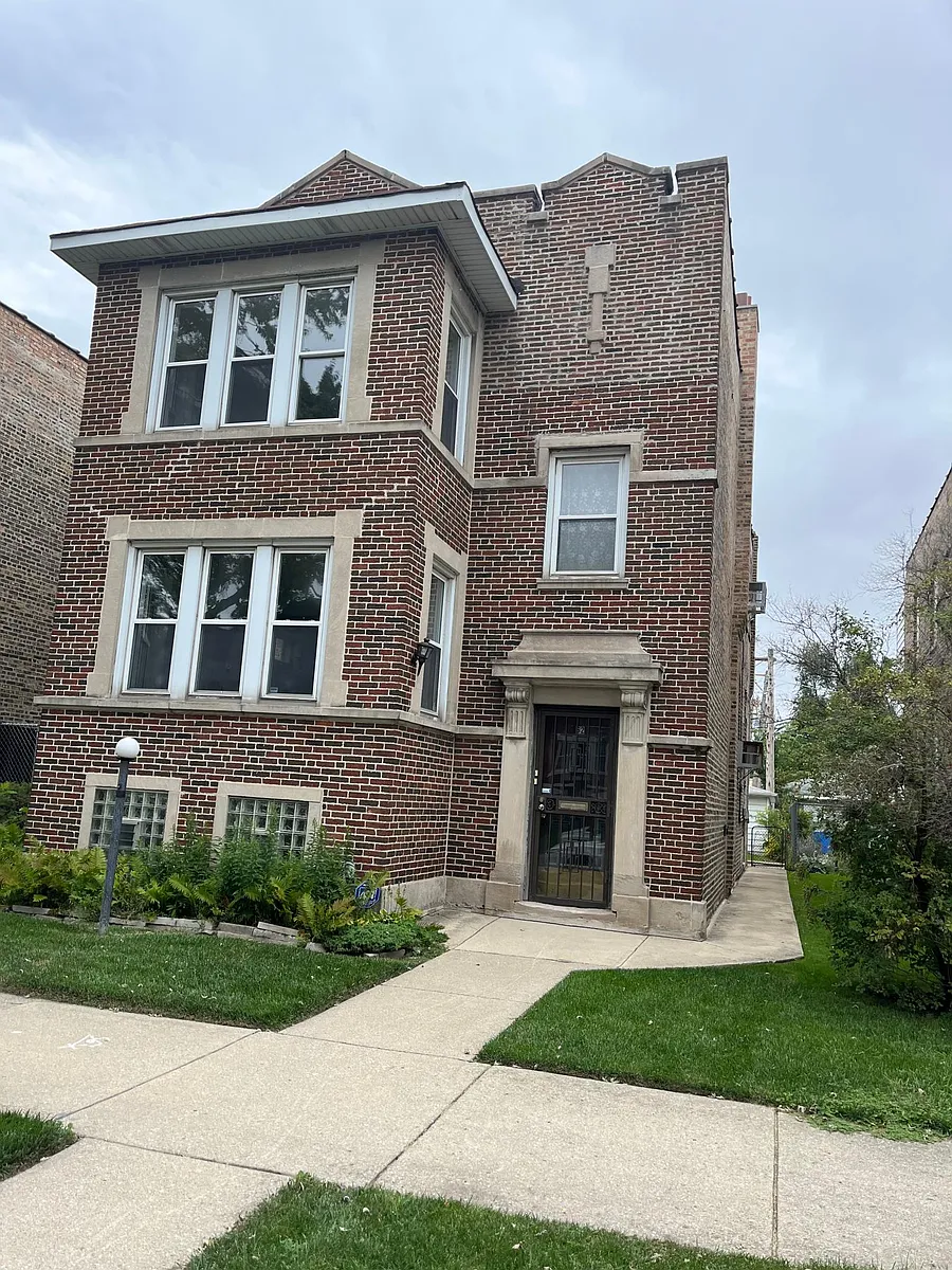 Building Photo - 62 W 74th St #2