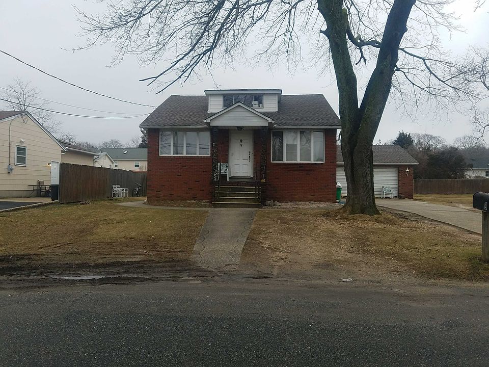 1st image of 9 Lynwood Ave